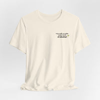 Voy a Salir a Que Me Dé un Ratito el Alcohol | Funny Spanish T-Shirt | Classic Fit