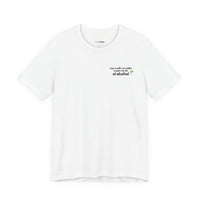 Voy a Salir a Que Me Dé un Ratito el Alcohol | Funny Spanish T-Shirt | Classic Fit